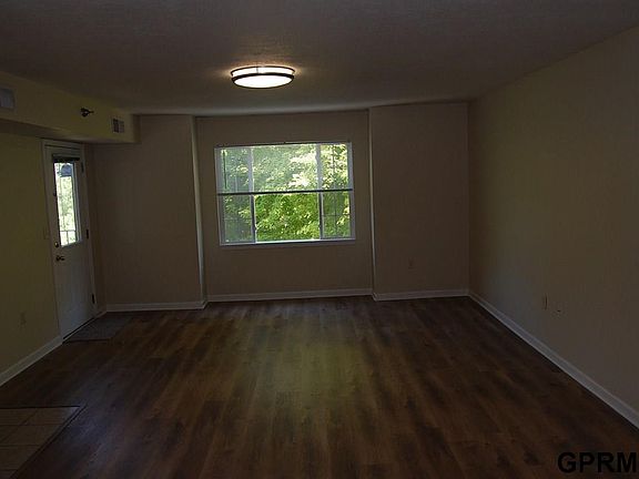 2nd image of 4404 S 16th St #8