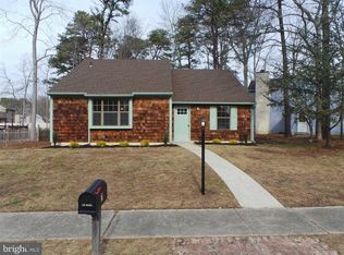7 Acorn Ct, Sicklerville, NJ 08081