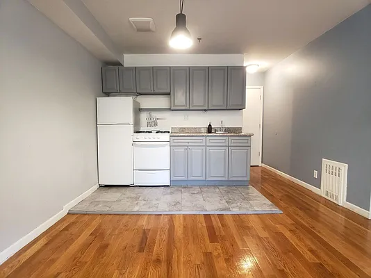 Rented by Bright Villas LLC | media 20