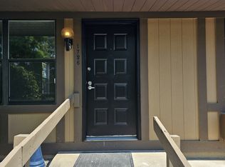 1726 Sunapple Way, Columbus, OH 43232