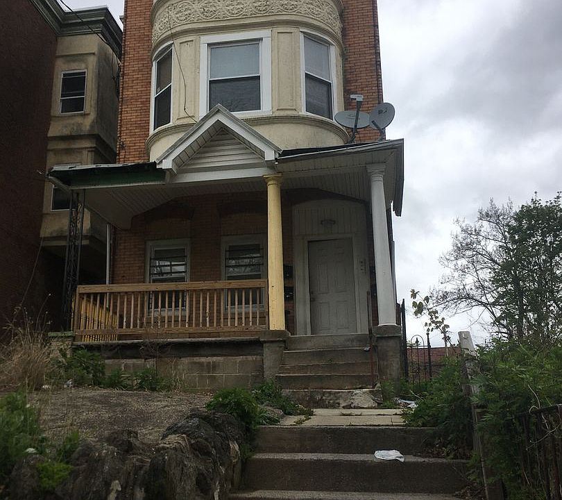 1st image of 1711 W Tioga St APT 2F