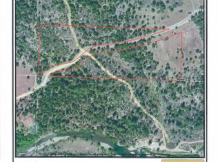 427 Airport Dr, Cave Junction, OR