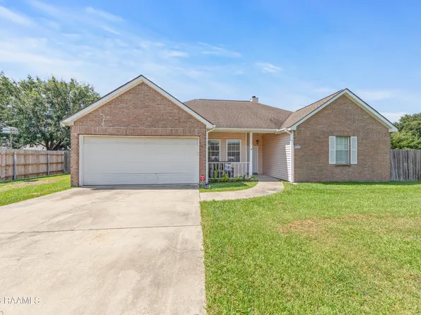 100 Longleaf Dr, Broussard, LA 70518