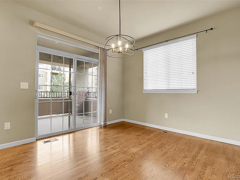 1000 Elmhurst Dr #D — Photo 3