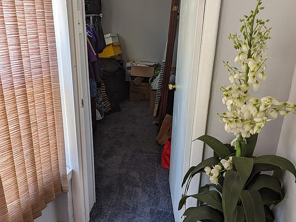 4th image of 45 N Oak Ave #120