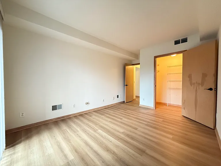 969 Greenview Ct #43 — Photo 13