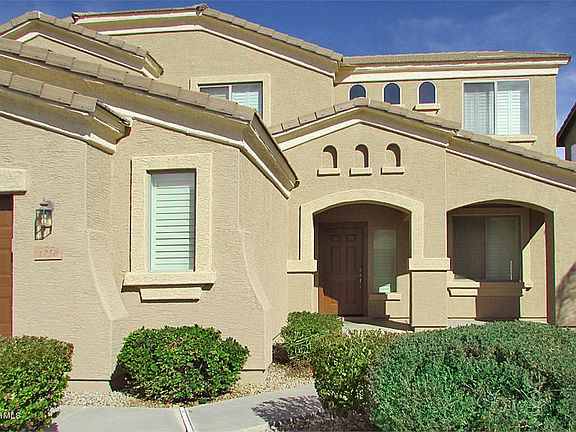 4th image of 1758 W Vineyard Plains Dr