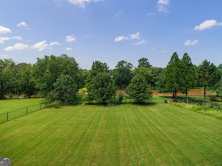 5795 Dovnick Dr — Photo 86