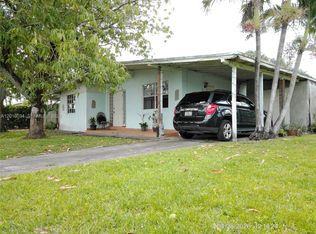 11412 SW 41st St, Miami, FL 33165