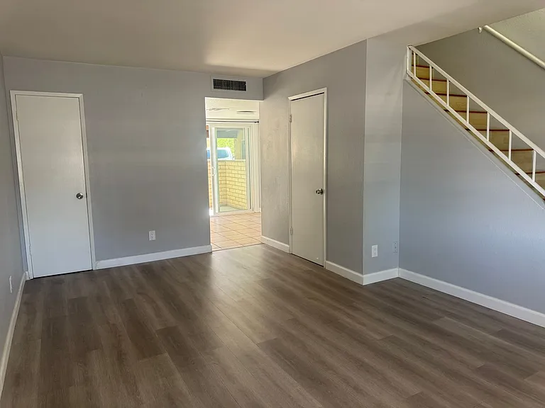 2030 Coronado Dr #3 — Photo 1
