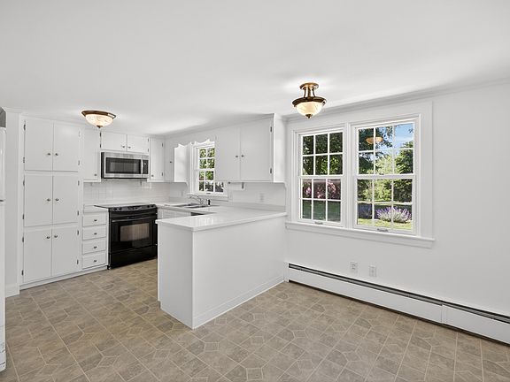 5th image of 56 Field Street