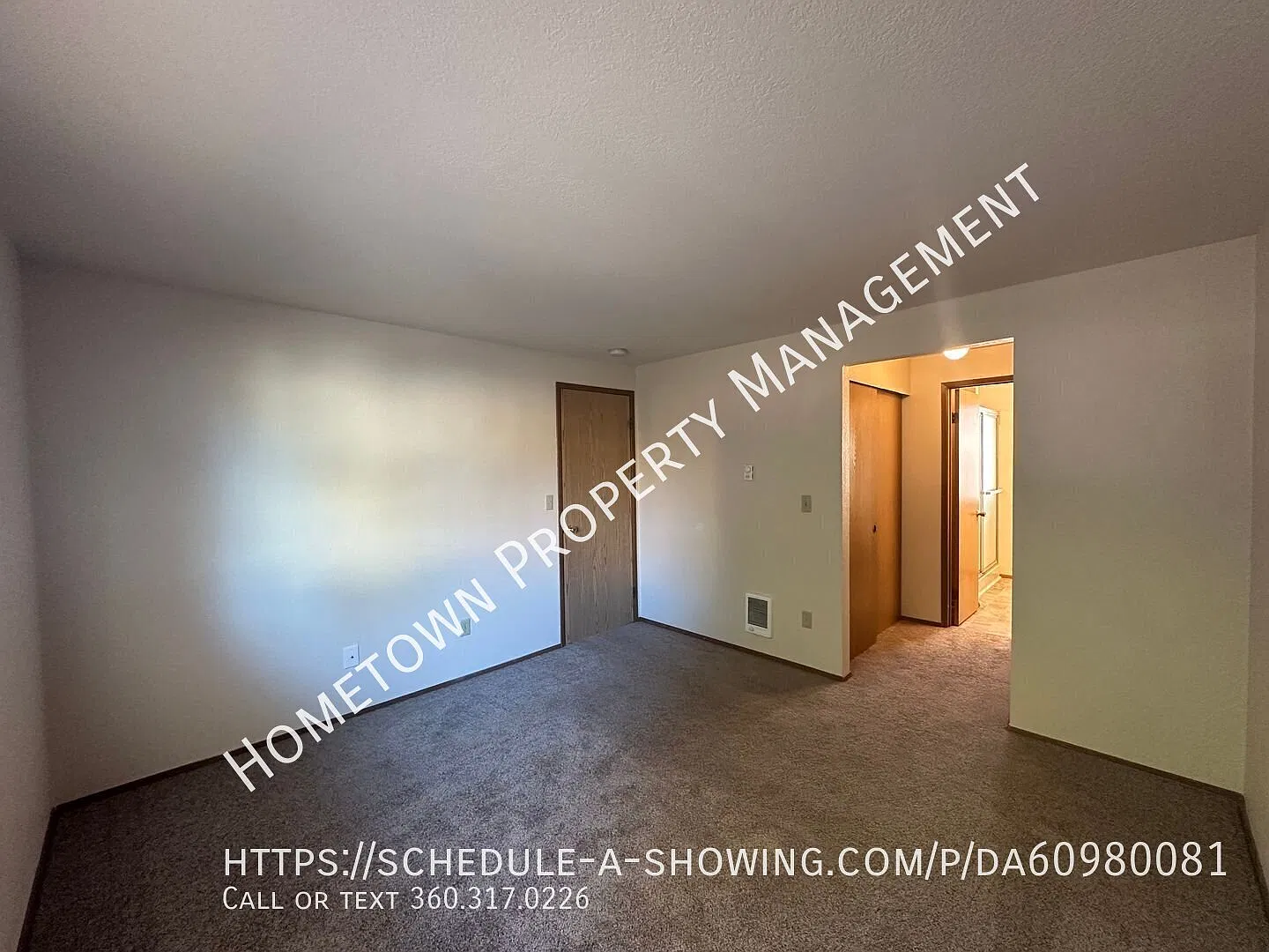 Charming 3-Bedroom Rambler with Fenced Yard — Photo 4