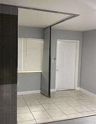 4th image of 6224 Miramar Pkwy #12