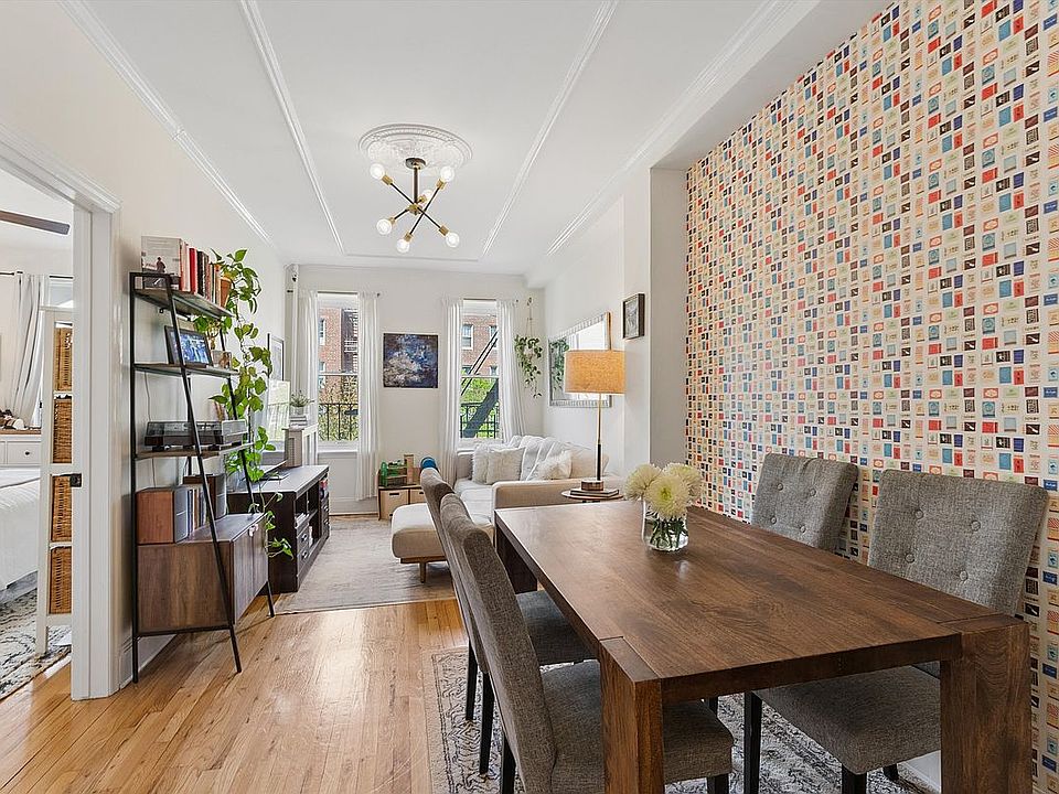 1st image of 274 Saint Johns Pl APT 3D