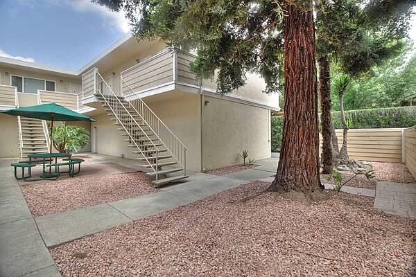 1st image of 278 Tyrella Ave APT 07