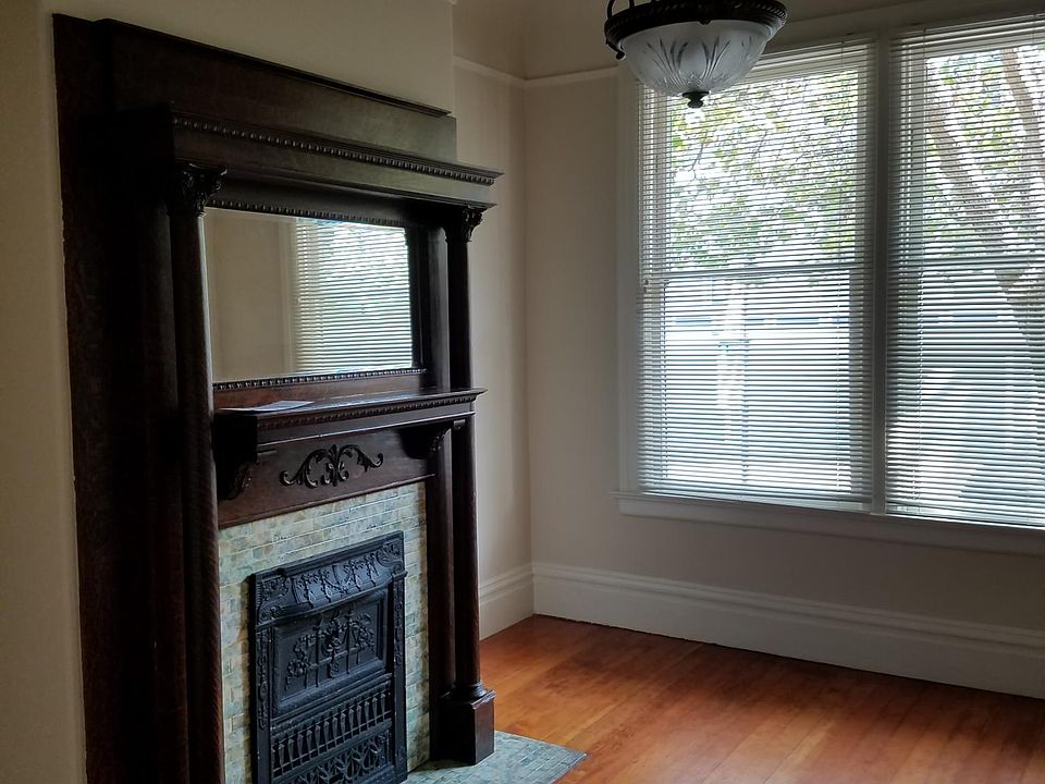 this is the front room/office space. This room definitely gets lots of sun.