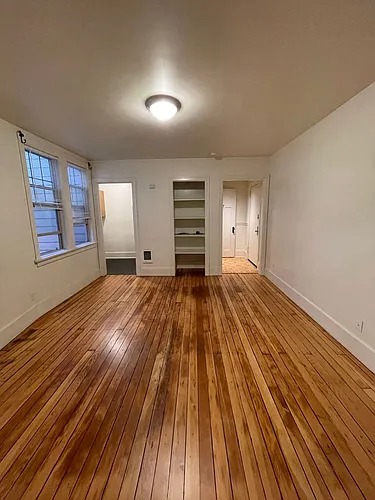 Floor plan 313