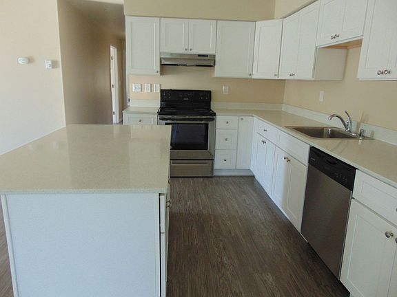 4th image of 826 Woodford Ave N APT 12