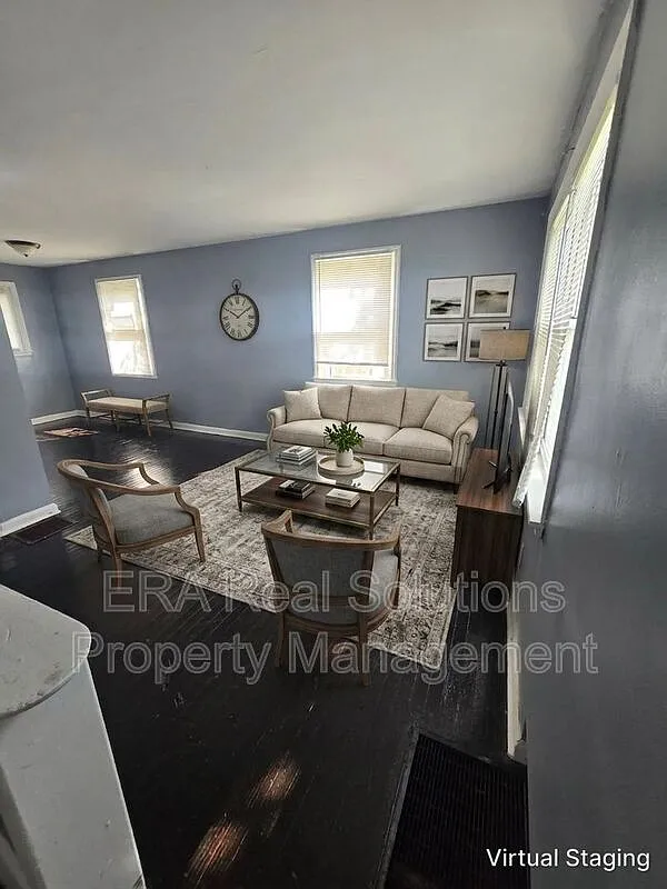 2 bed, 1.0 bath, 768 sqft, $950 — Photo 3