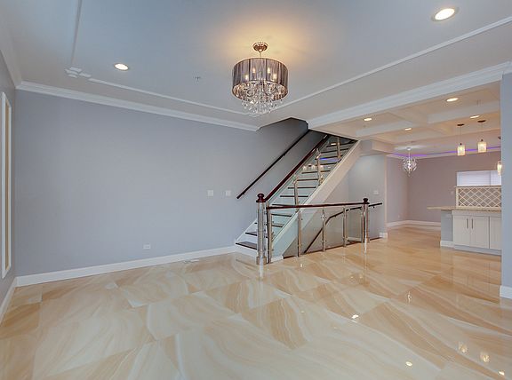5th image of 3527 S Parnell Ave Unit C