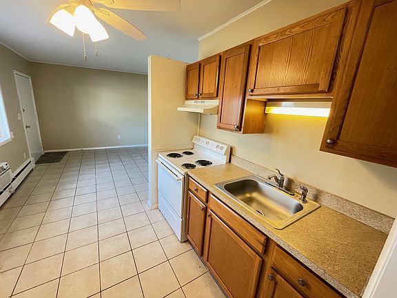 4th image of 33263 Vine St APT 3
