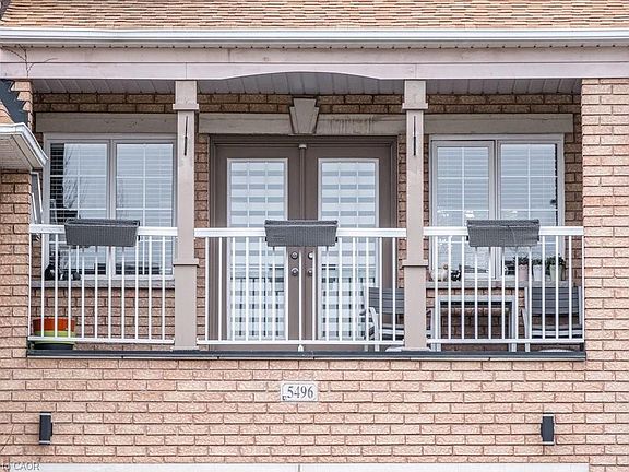4th image of 5496 Longford Dr