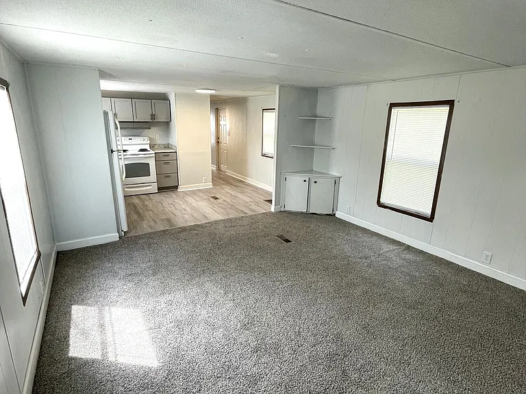 938 Sunset Dr #C — Photo 6