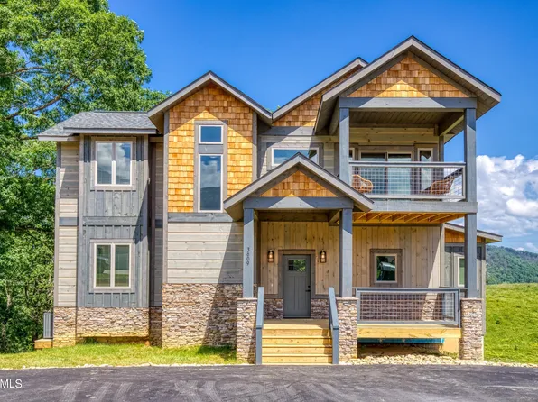 3609 Grassy Knoll Ct, Sevierville, TN 37862