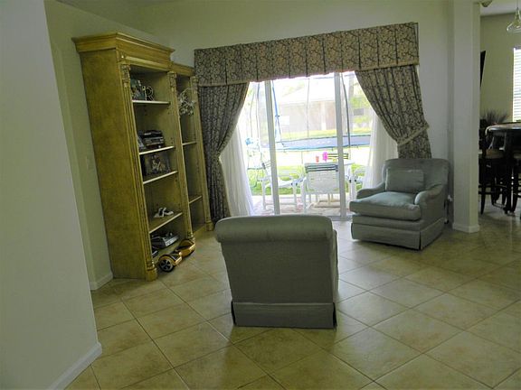 3rd image of 2079 SW Morelia Ln