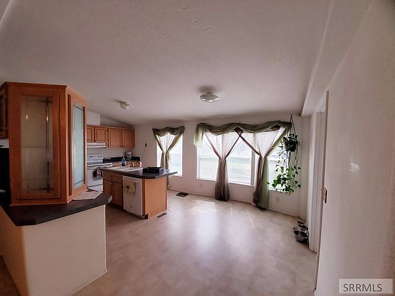 4th image of 2201 Bristlecone Ln