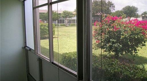 5th image of 364 Camden P #-