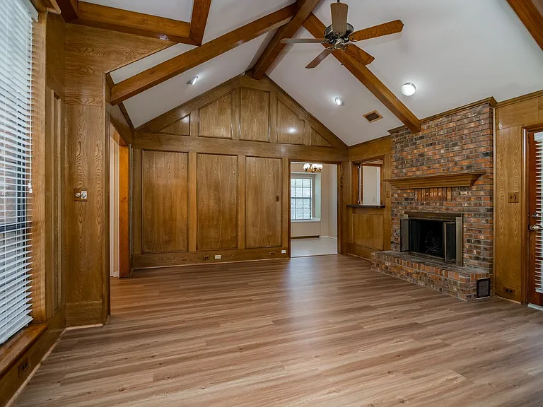 3624 Amanda Cir — Photo 8