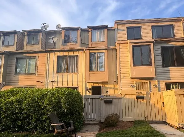 9226 Chadburn Pl, Montgomery Village, MD 20886