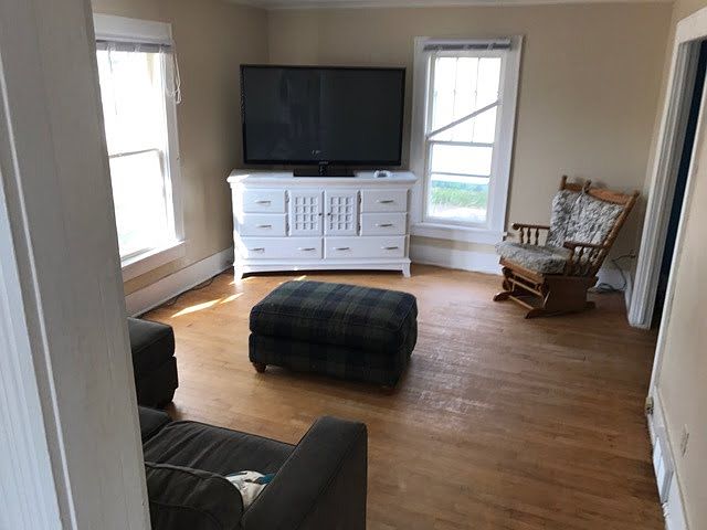 1st image of 118 Sanborn St