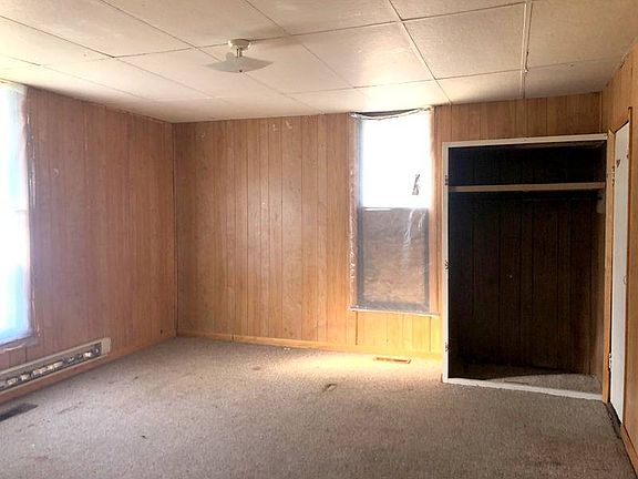 3rd image of 57 E Wood Ave