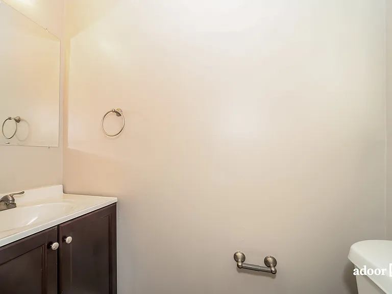 7426 Burlingame Dr S — Photo 11