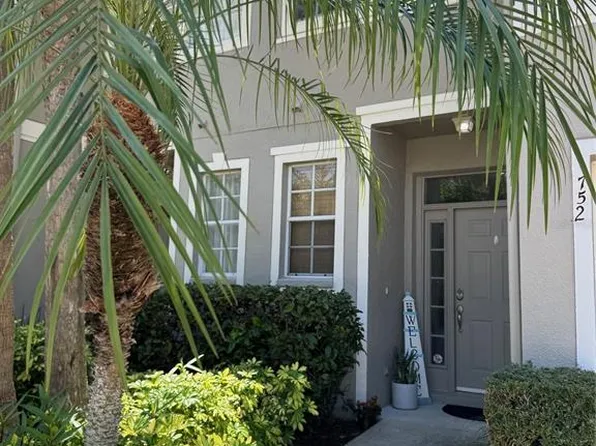 752 Vallance Way NE, Saint Petersburg, FL 33716