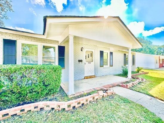 2928 Luckie St, Columbus, GA 31903