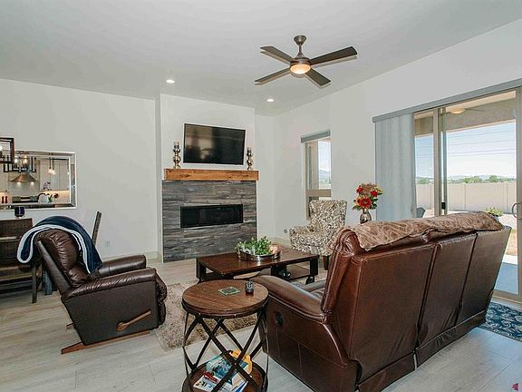 3rd image of 2802 Benchmark Lane