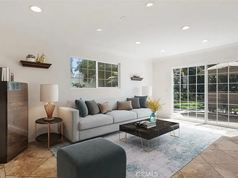 5954 Wilkinson Ave — Photo 12