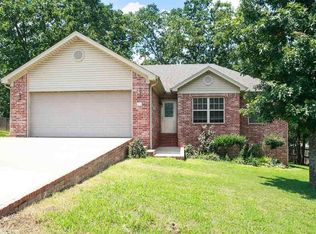 20 Twin Lakes Dr, Cabot, AR 72023