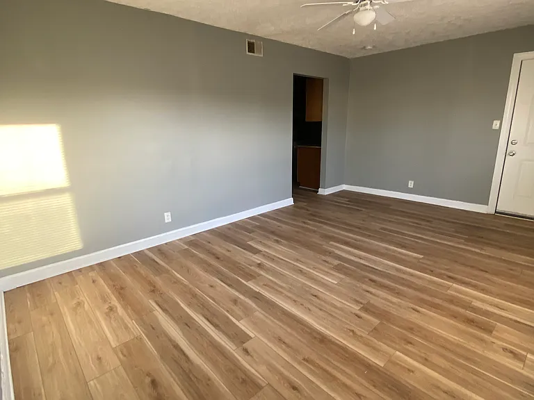 2515 Dixie Hwy #1 — Photo 6