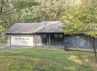 747 New Delite Rd, Selmer, TN 38375