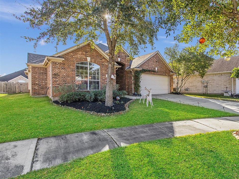 1st image of 19711 Lily Pad Ln