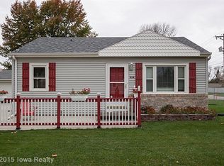 311 E 18th St N, Newton, IA 50208