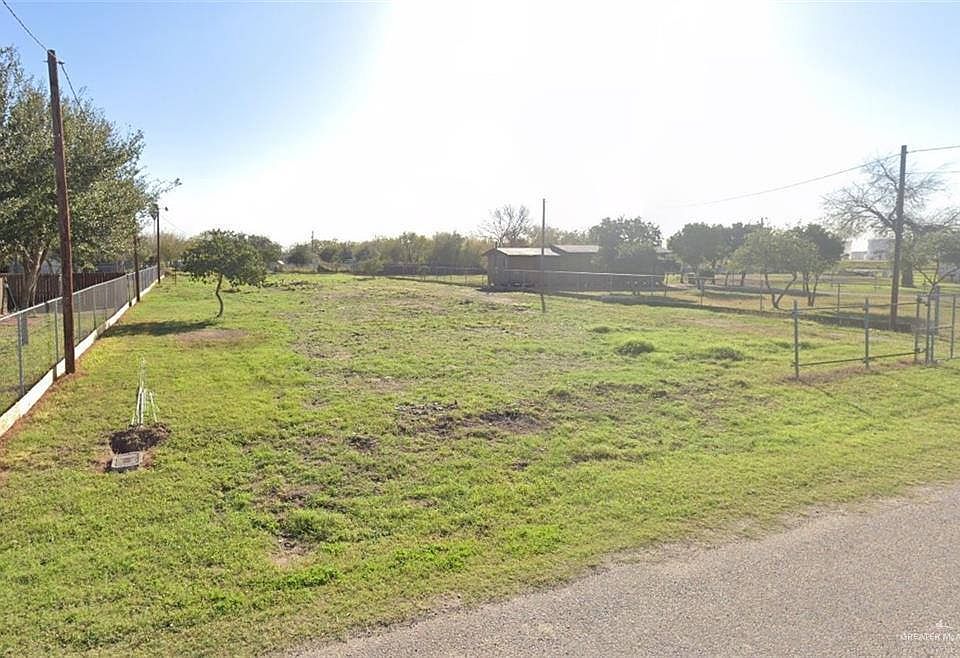 1st image of 8004 Lake Citrus Dr
