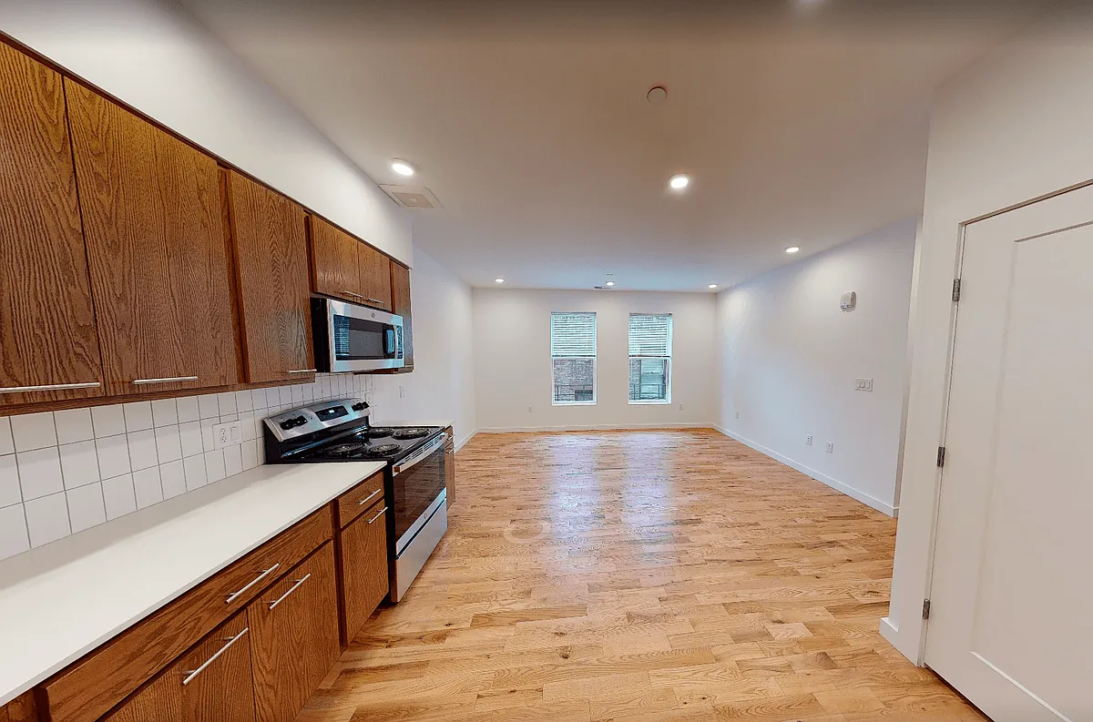 Floor plan 1521 Vine St 304