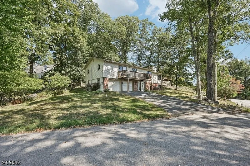3 bed, $4,500 — Photo 3