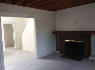 2707 College Ave APT 4, Alton, IL 62002