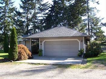 2nd image of 15917 6th Ave E